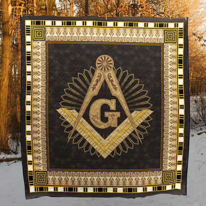 Freemason CLM0910087 Quilt Blanket