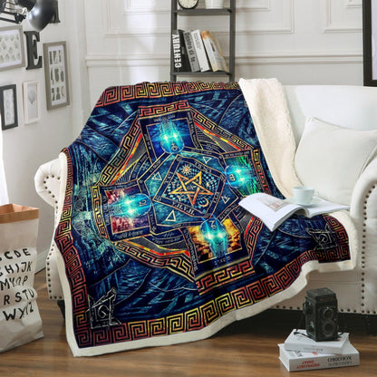 Freemason CG0709075TM Sherpa Fleece Blanket