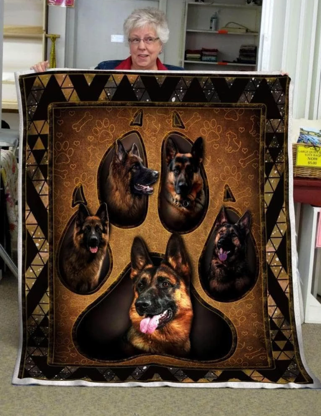 German Shepherd CLM3010250S Sherpa Fleece Blanket