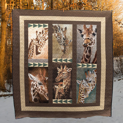 Giraffe Gorgeous Multicolor Giraffes CLA18120503Q Quilt Blanket