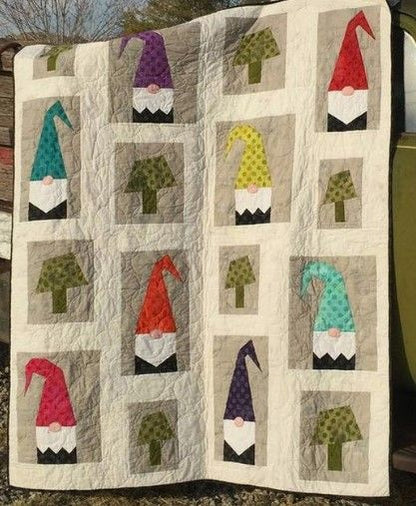 Gnomes CLT2210090H Quilt Blanket