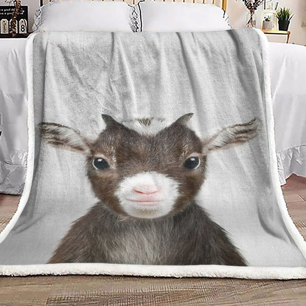 Goat VD0110116F Sherpa Fleece Blanket