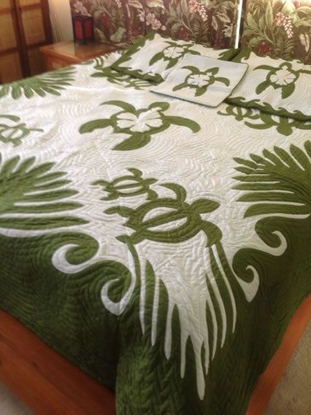 Green Hawaiian Turtle CLM3110173 Quilt Blanket