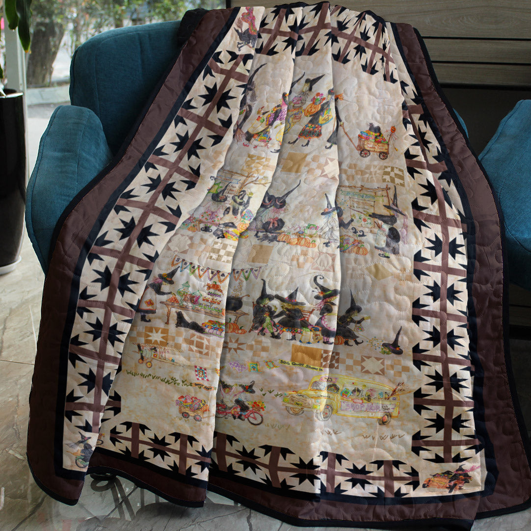 Halloween Witch CLA1010313Q Quilt Blanket