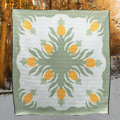 Hawaiian Pineapple CLM30110675Q Quilt Blanket