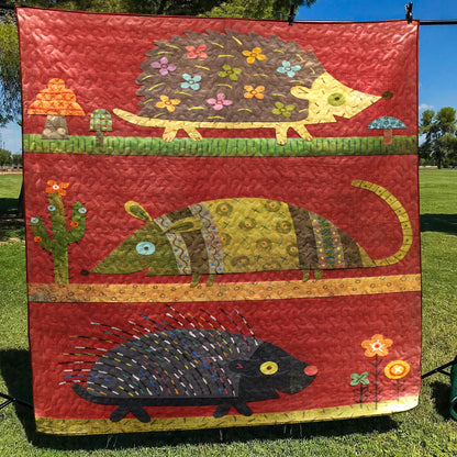 Hedgehog CLA0411511Q Quilt Blanket