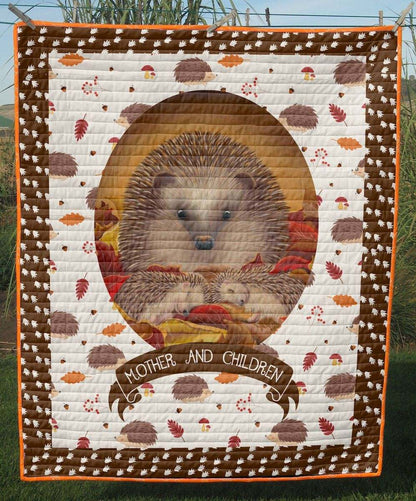 Hedgehog Mother And Children CLT270633 Quilt Blanket