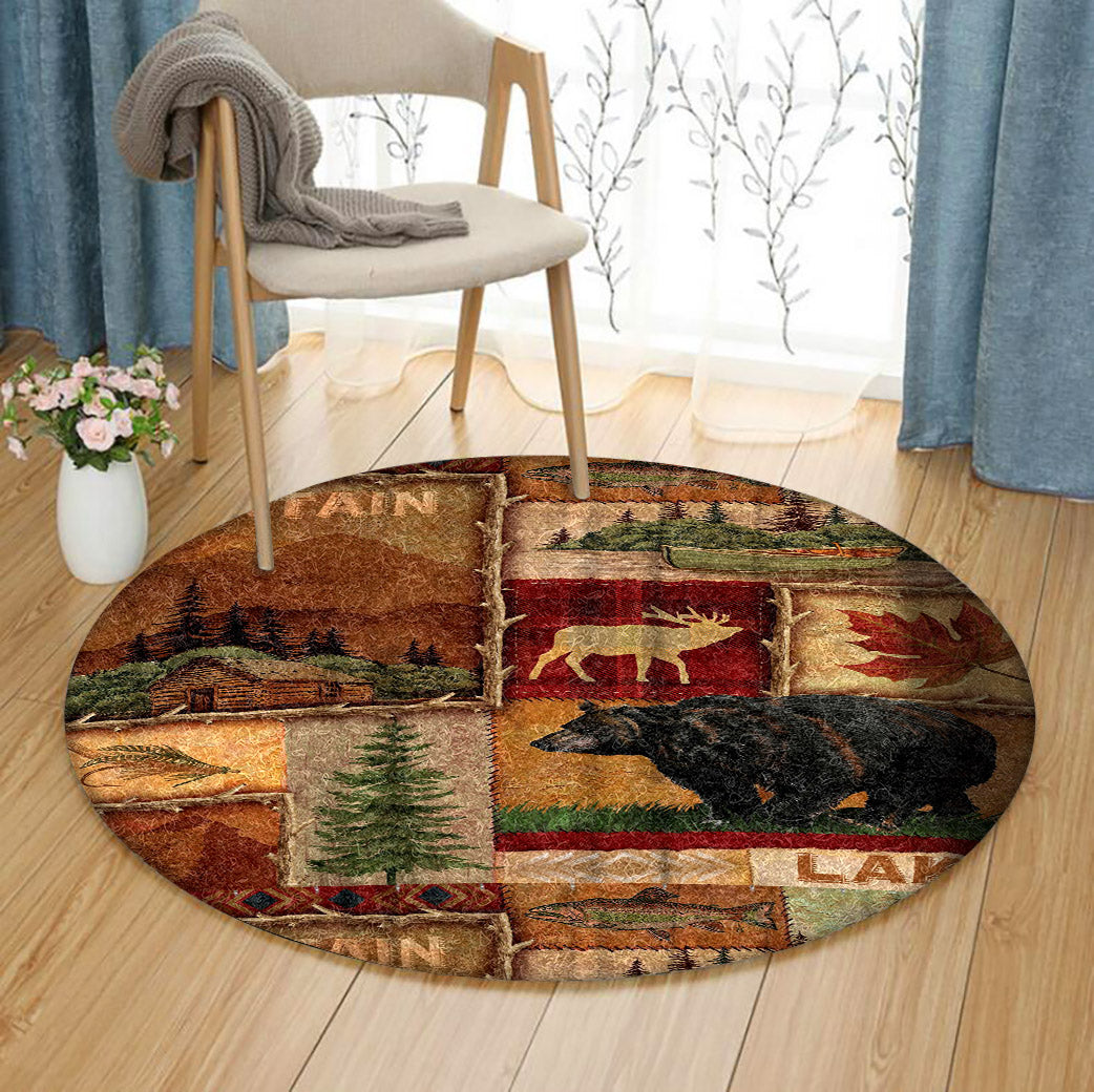 Hills Lodge Moose Bear HM2511039TM Round Area Rug