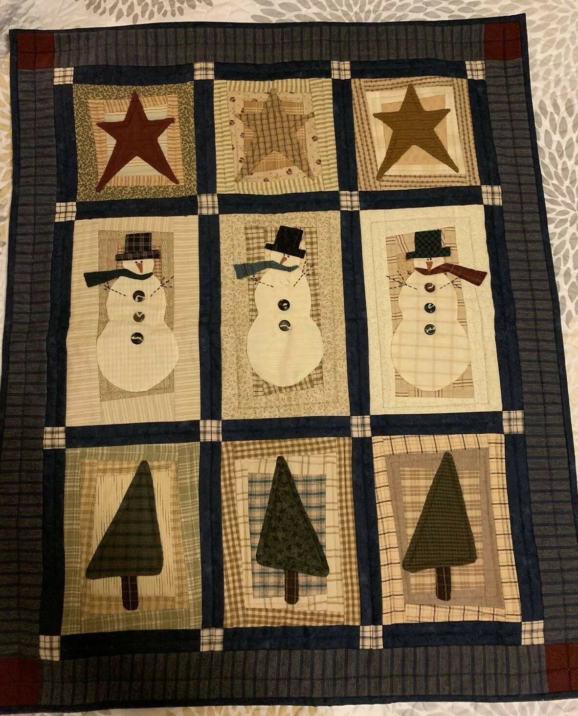 Holiday Snowmen CLM0912392Q Quilt Blanket