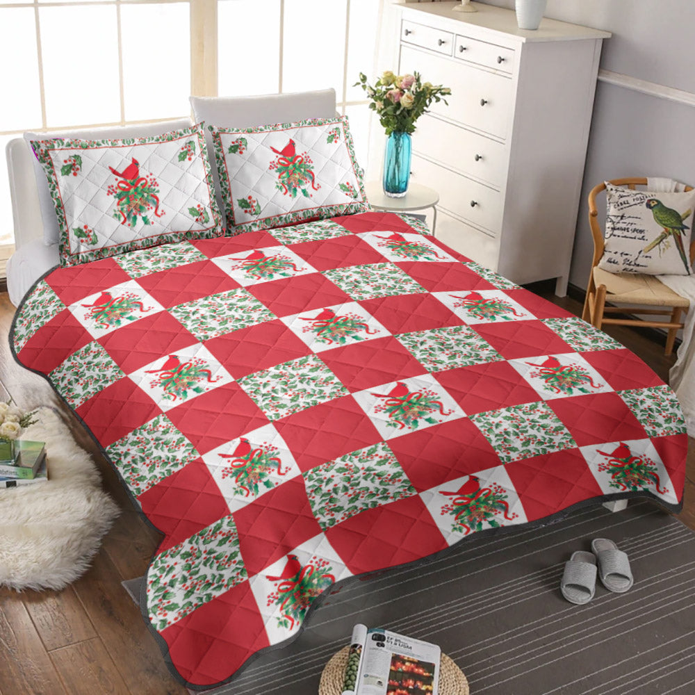 Holiday Cardinal CLM2210130B Quilt Bedding Set