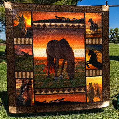 Horse CLA1610176Q Quilt Blanket