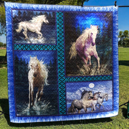 Horse CLH0511398Q Quilt Blanket