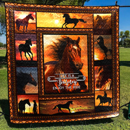 Horse Life Is The Journey ND011110 Art Quilt