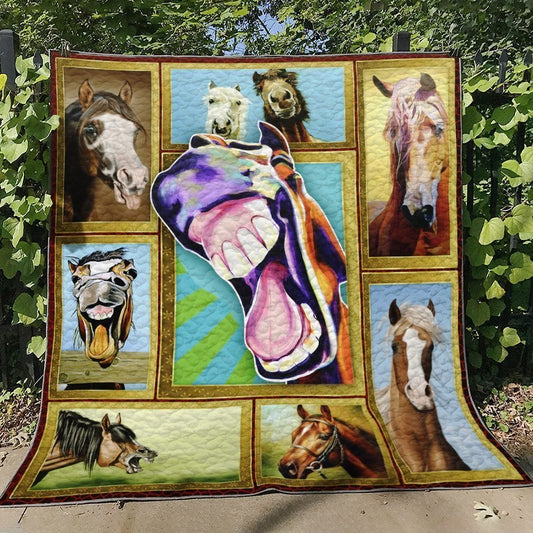 Horse NN080717 Quilt Blanket