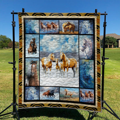 Horse TD2809623 Quilt Blanket