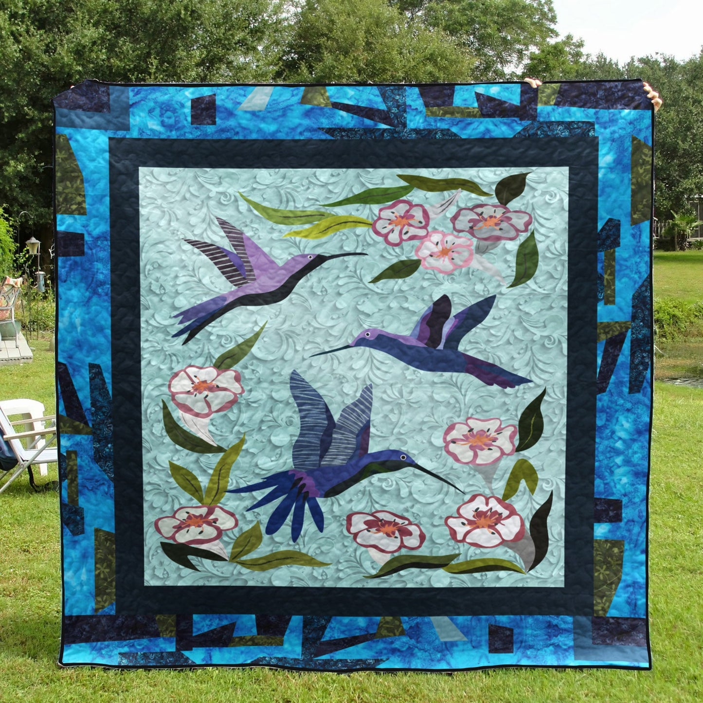 Hummingbird CLA1010334Q Quilt Blanket