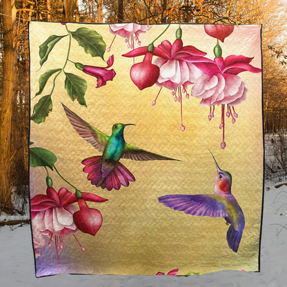 Hummingbird CLA1710390Q Quilt Blanket