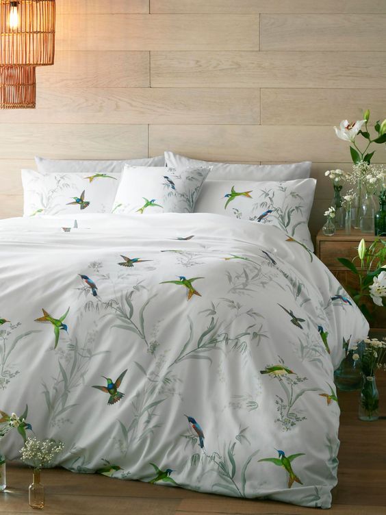 Hummingbird CLM1809107B Bedding Sets