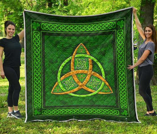 Irish CL12100374MDQ Quilt Blanket