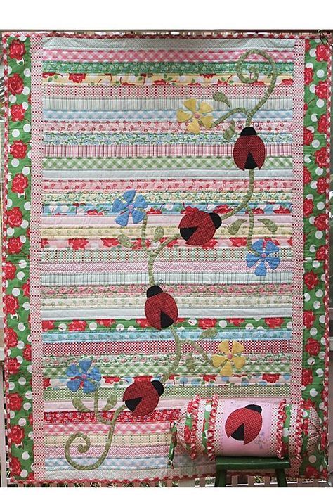 Ladybug CLA2810307Q Quilt Blanket