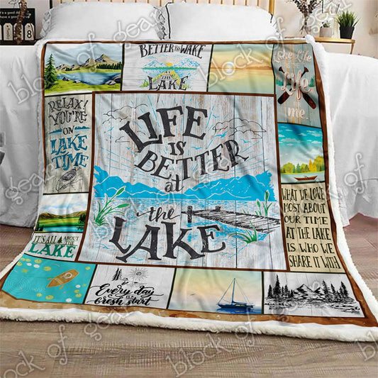 Life Is Better At The Lake CL2709265MDF Sherpa Fleece Blanket