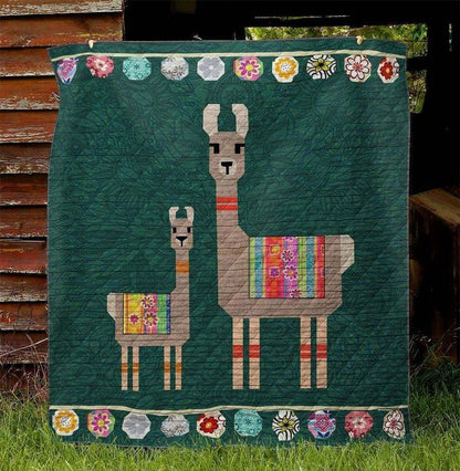 Llama PH130519 Quilt Blanket