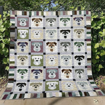 Miniature Schnauzer HN170720 Art Quilt