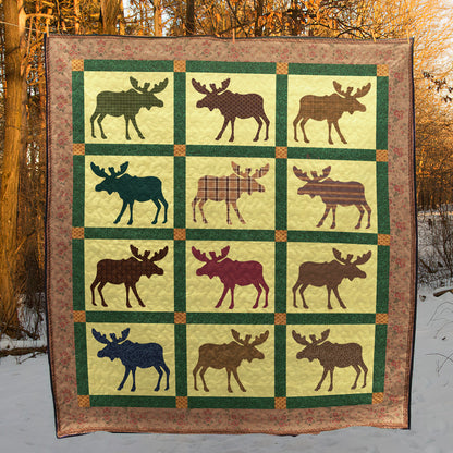 Moose CLA020710 Quilt Blanket