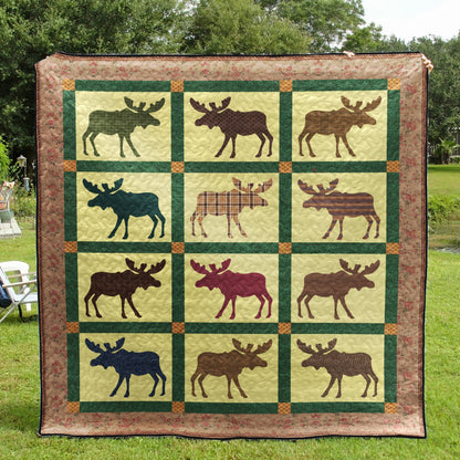 Moose CLA020710 Quilt Blanket