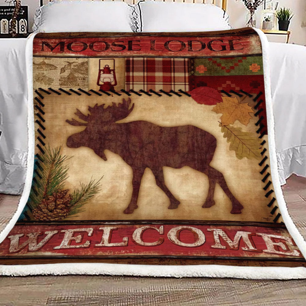 Moose CG0710125TT Sherpa Fleece Blanket