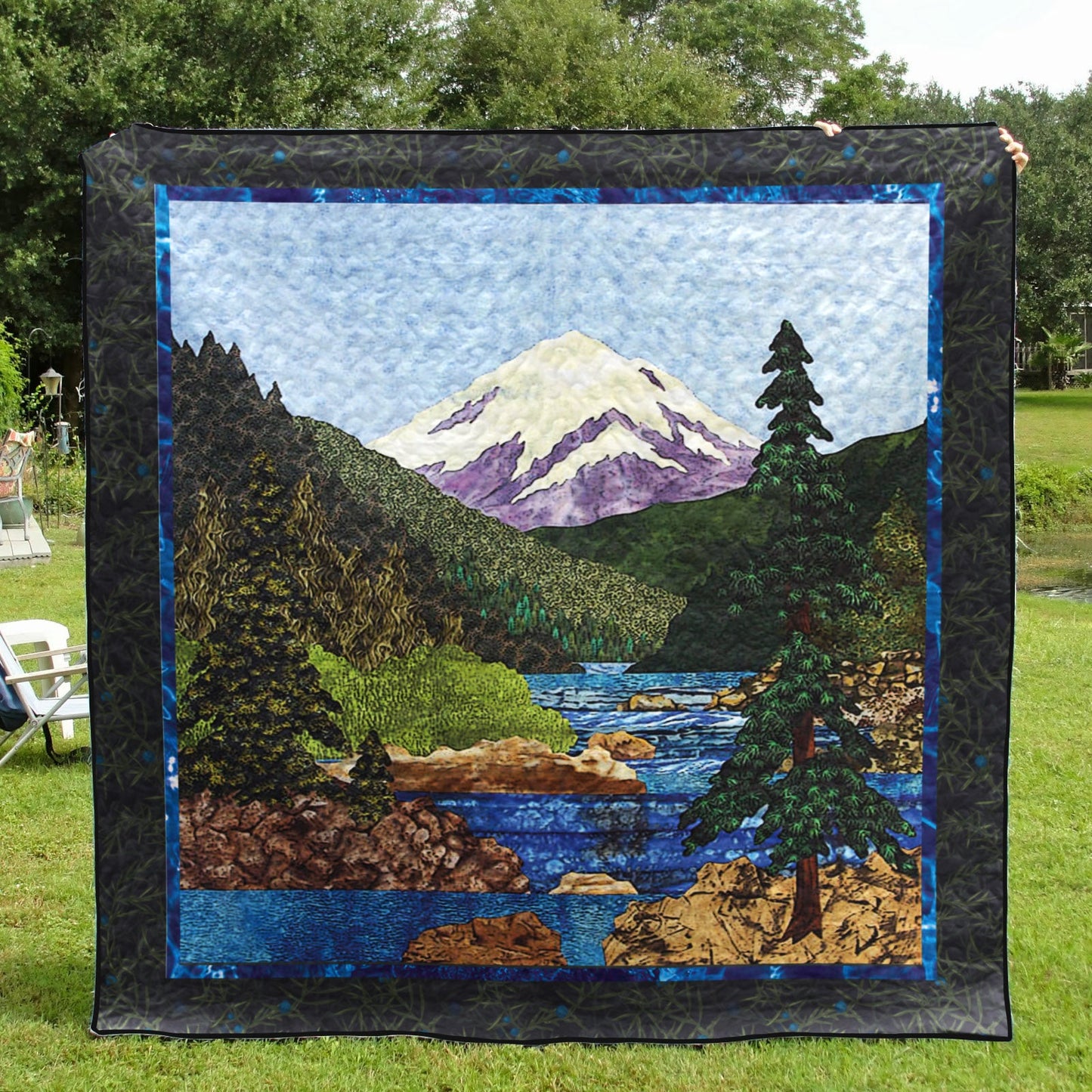 Mountain Stream CLA0211591Q Quilt Blanket