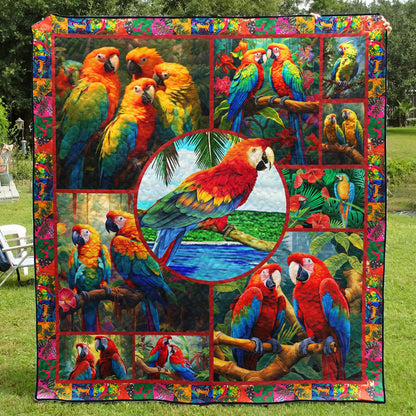 Parrot Art Quilt HT021105