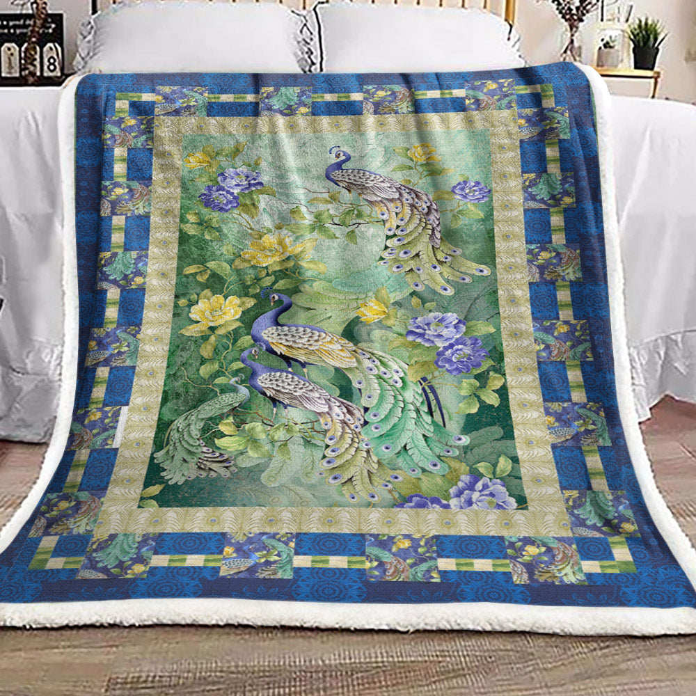 PeacockCL24100229MDF Sherpa Fleece Blanket