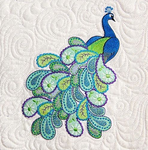 Peacock CLA3010442Q Quilt Blanket