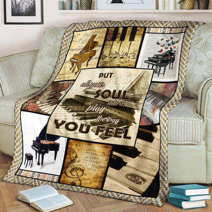 Piano CLA150843f Sherpa Fleece Blanket