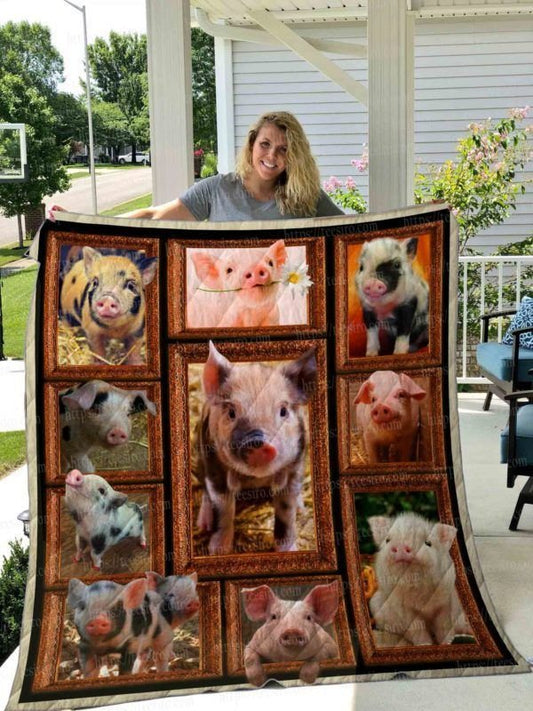 Pig CL08110334MDQ Quilt Blanket