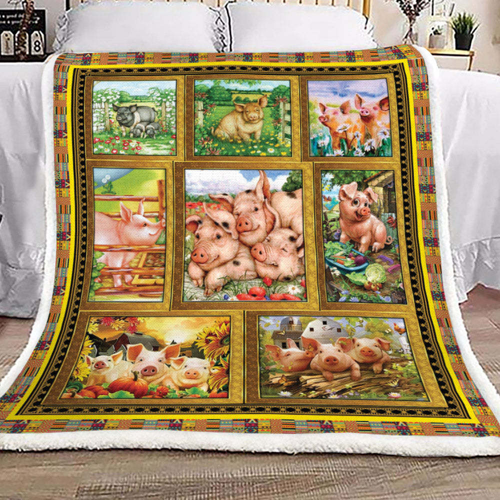 Pig YH25100241F Sherpa Fleece Blanket