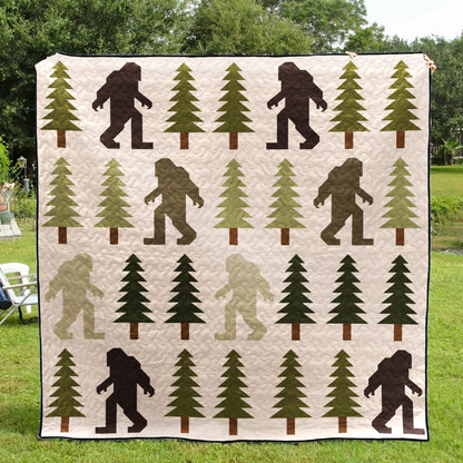 Pine Tree And Big Foot CLA1910384Q Art Quilt