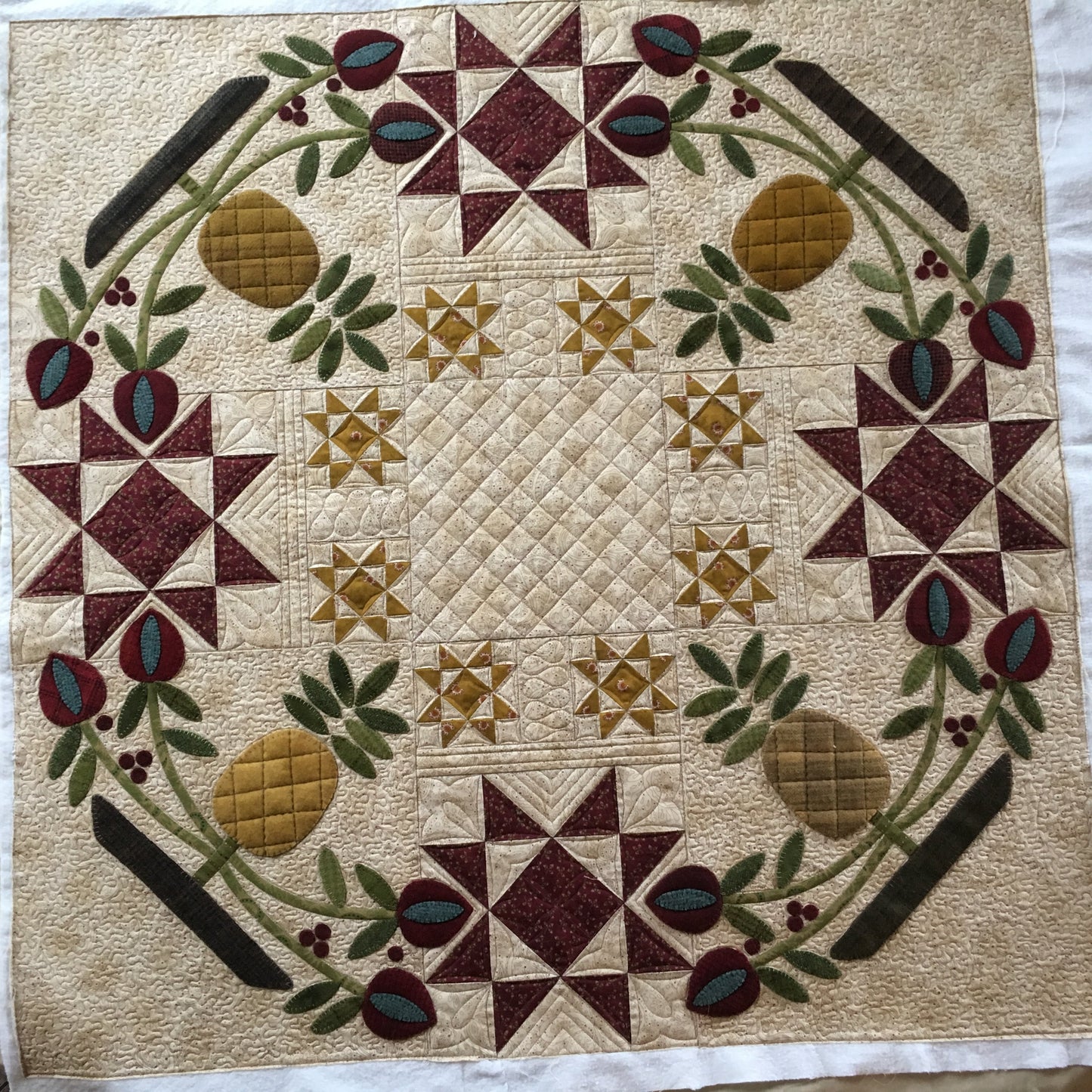 Pineapple CLP0312153Q Quilt Blanket