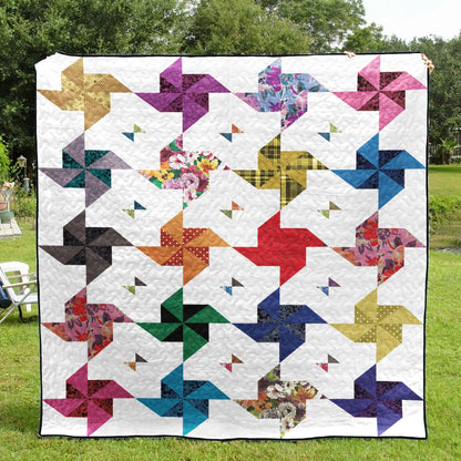 Pinwheel CLM200677 Quilt Blanket