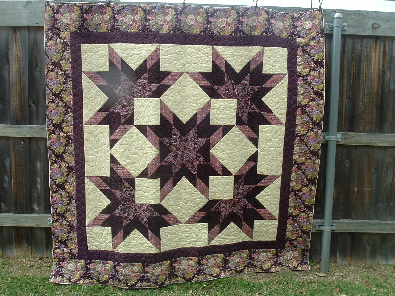 Purple Star CLM0312533Q Quilt Blanket