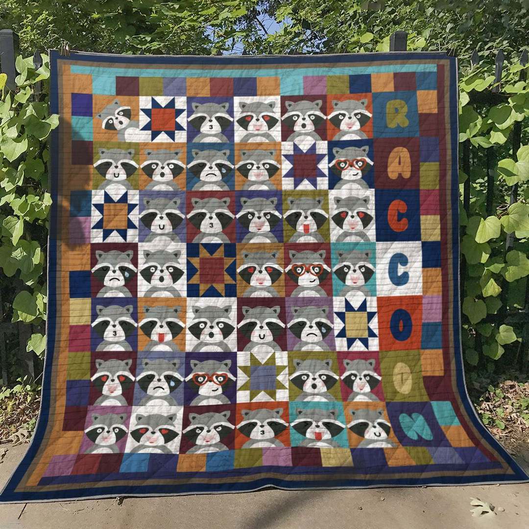 Raccoon HM280528 Quilt Blanket