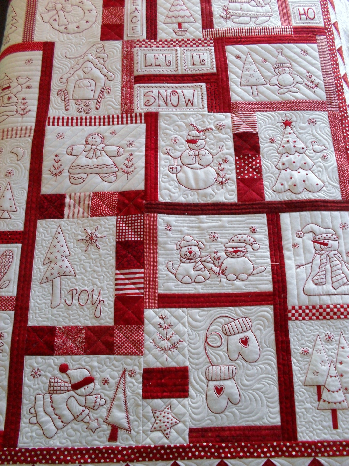 Red Christmas CLM30110920Q Quilt Blanket