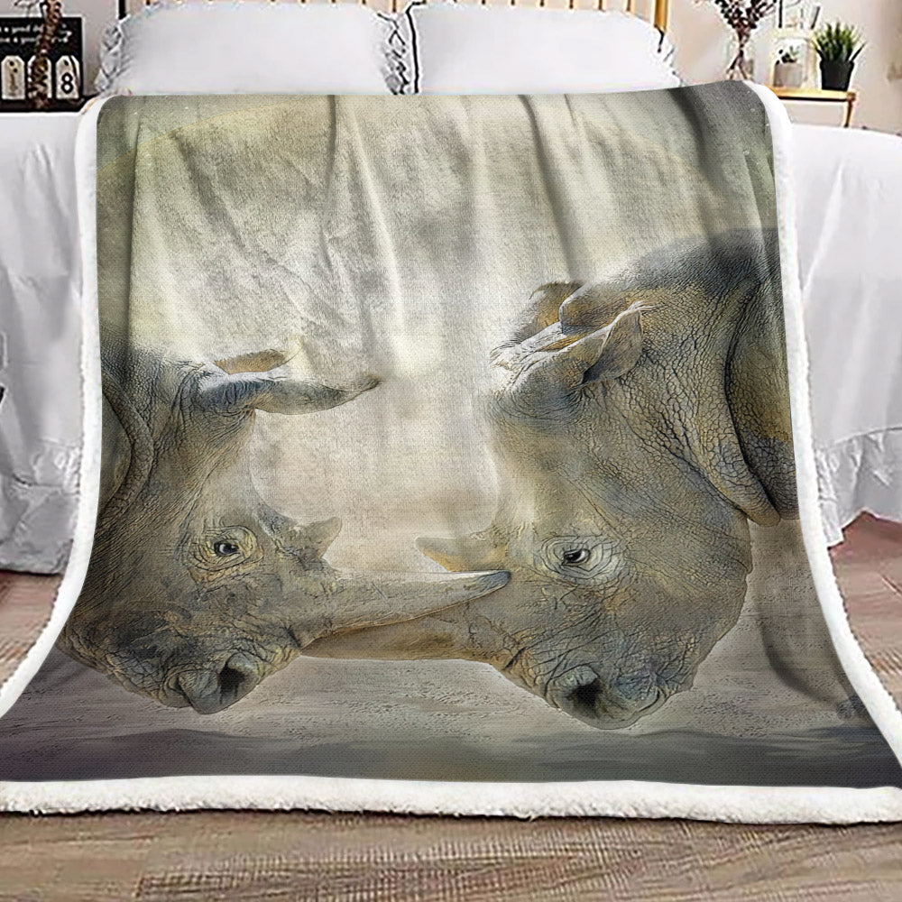 Rhino Love DD2210192F Sherpa Fleece Blanket
