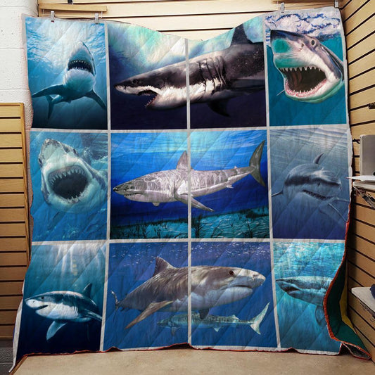 Shark CLH0711352Q Quilt Blanket