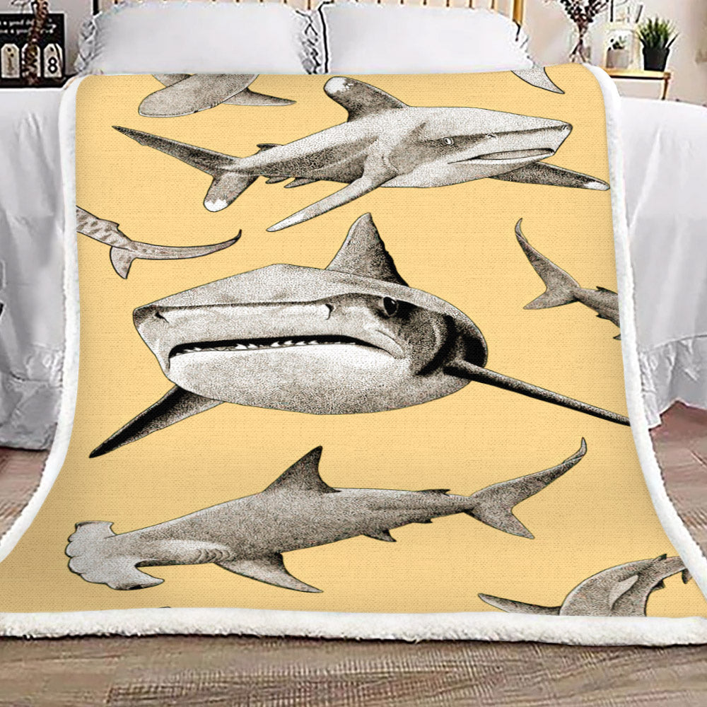Shark AA1010150TT Sherpa Fleece Blanket