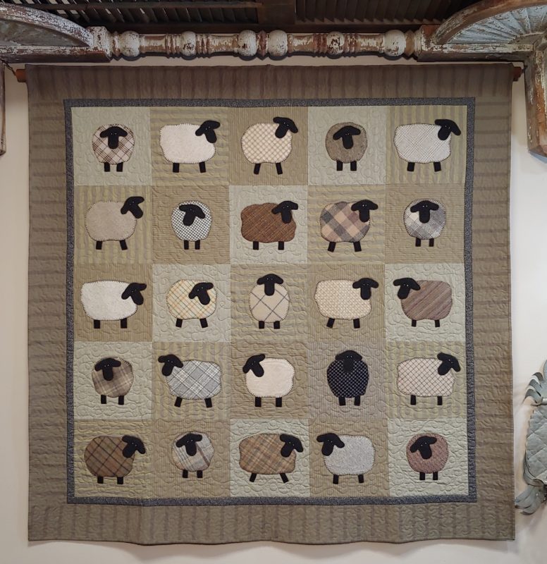 Sheep CLM0511548 Quilt Blanket