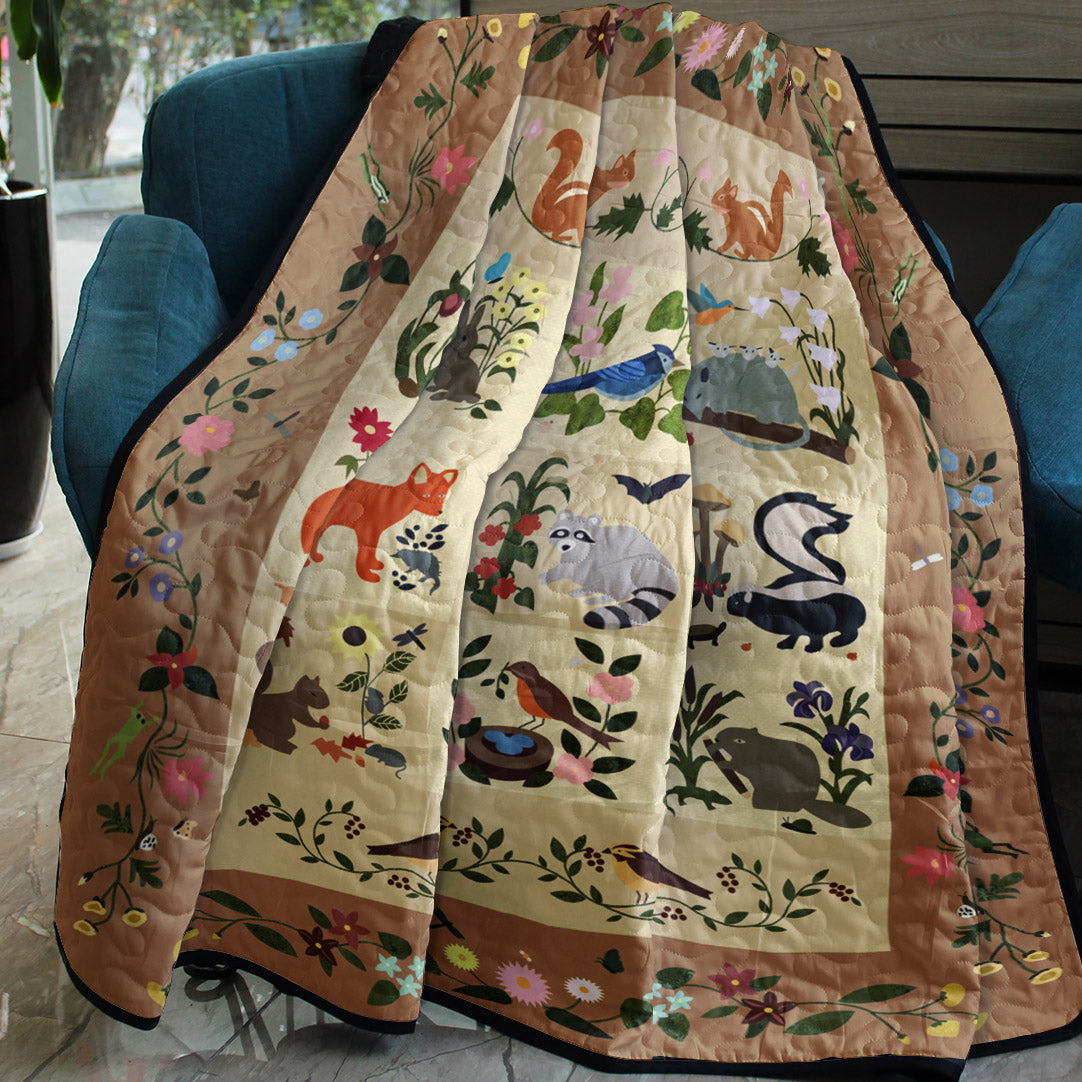 Squirrel CLA250687 Quilt Blanket