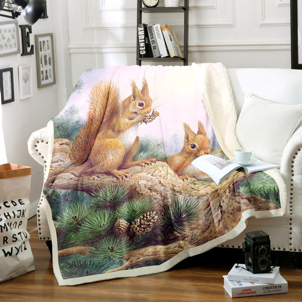 Squirrel AA2210220TT Sherpa Fleece Blanket