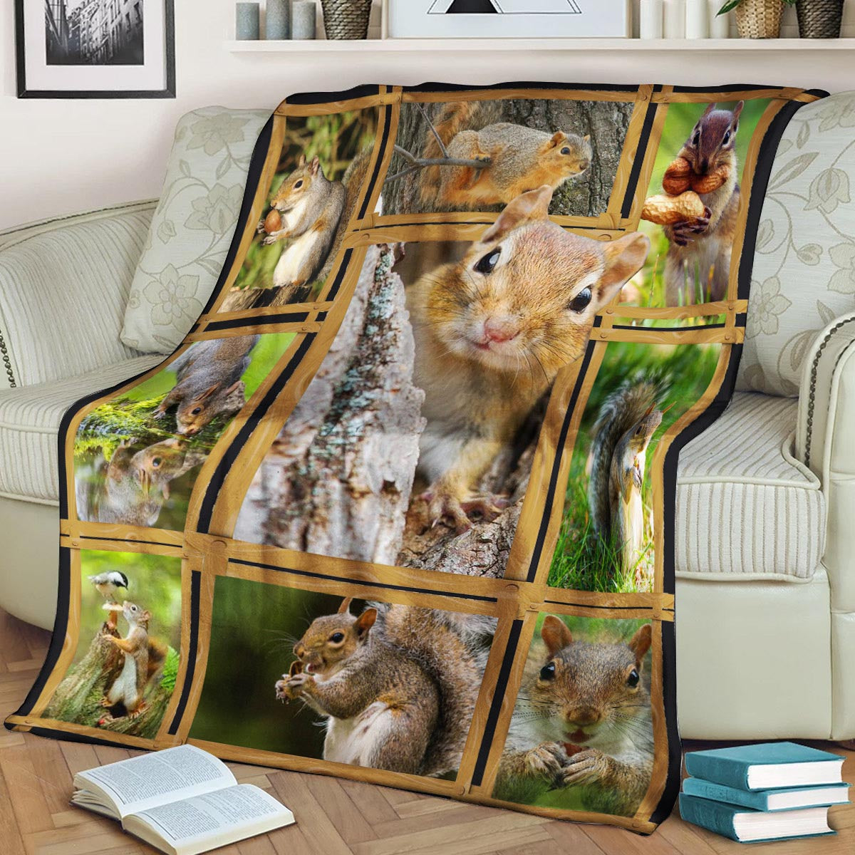 Squirrel CLA21100839F Sherpa Fleece Blanket